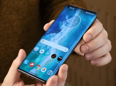 Is Samsung S21 Ultra better than Motorola Edge Plus?